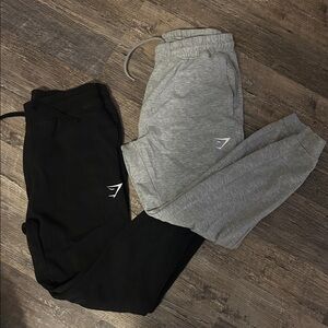 Gymshark Men's Black and Gray Joggers